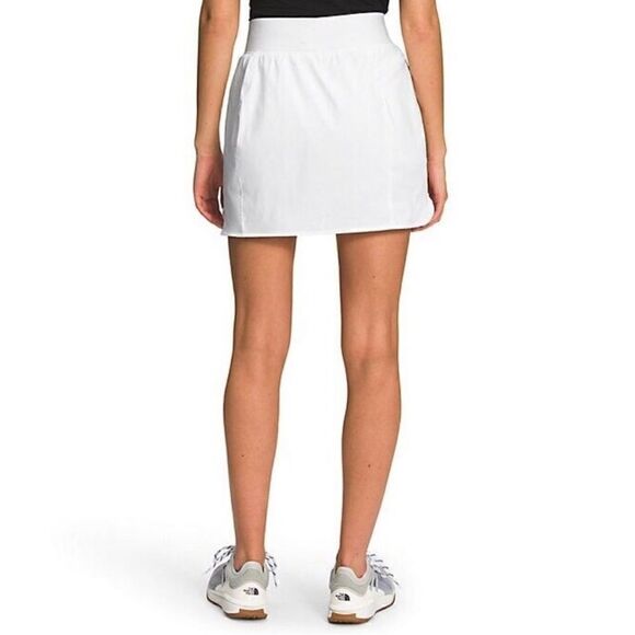 The North Face Women's Elastic Knit Waist Pull-On Skort - Picture 2 of 6